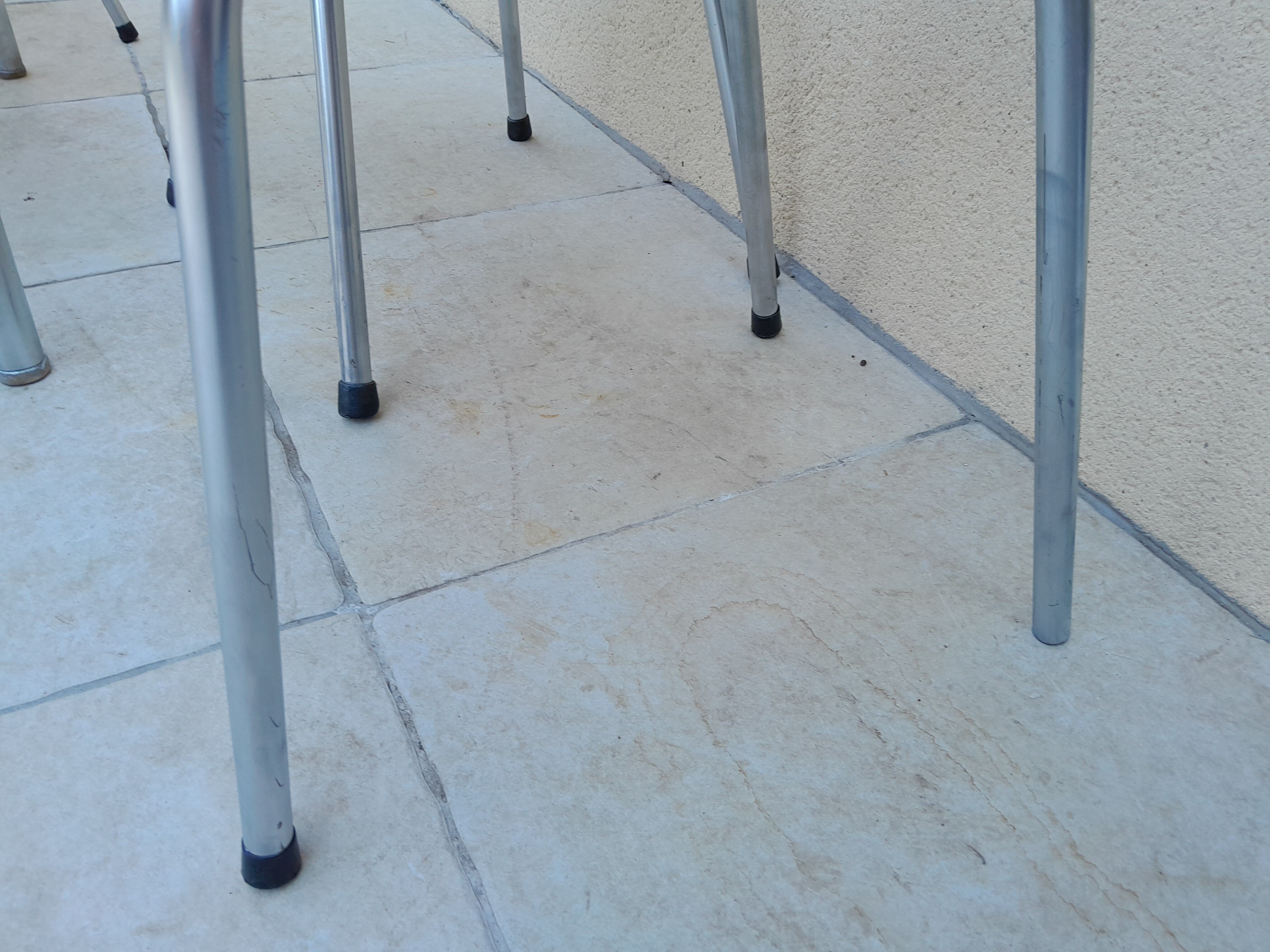 Table and 4 chairs in vintage yellow formica efji