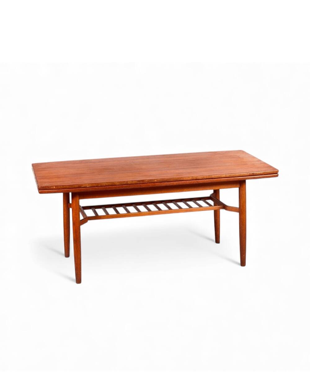 Table "Elevator" by Kai Kristiansen