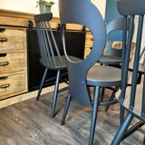 Series of 6 mismatched bistro chairs Baumann and Gizycko