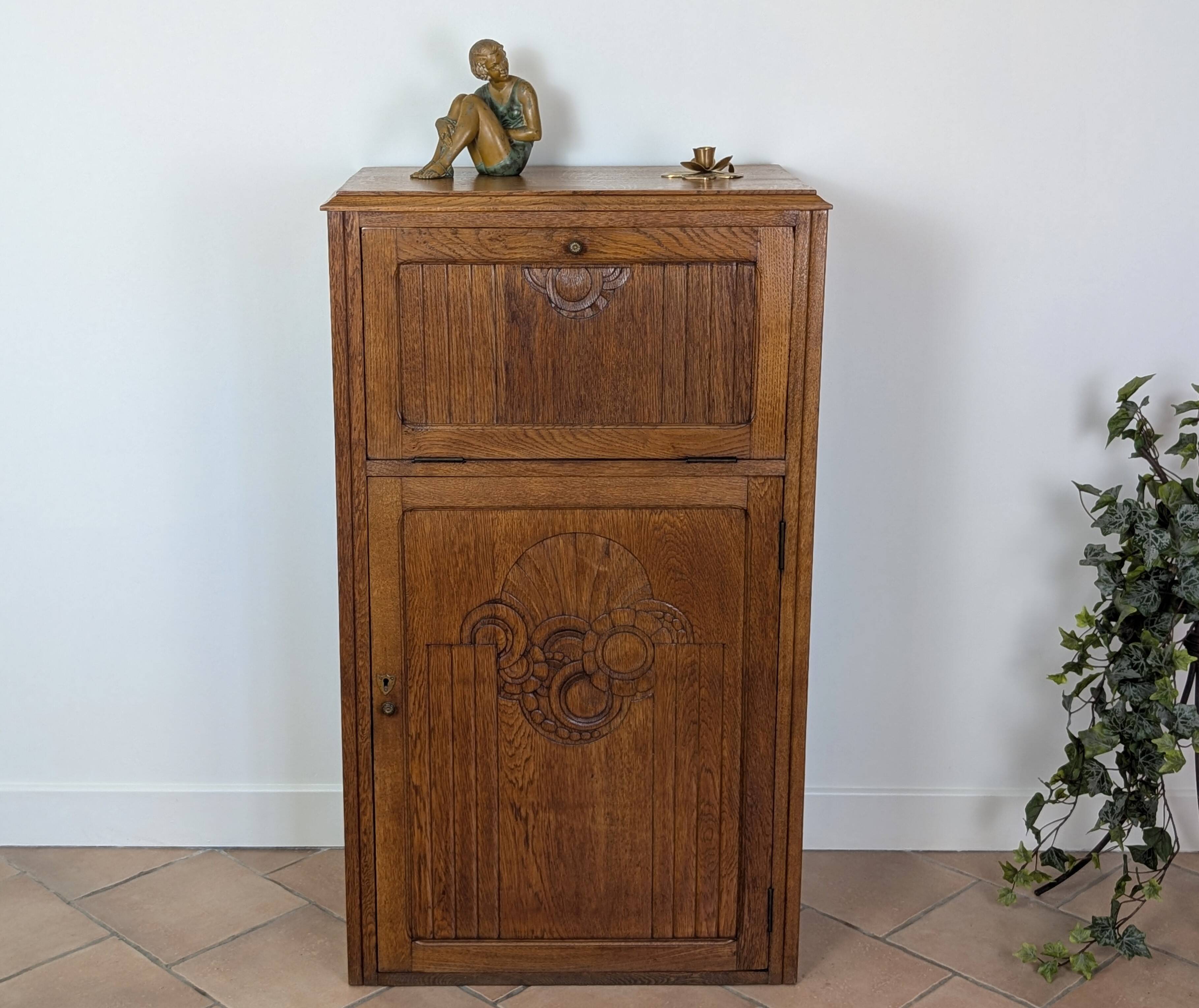 Art Deco furniture