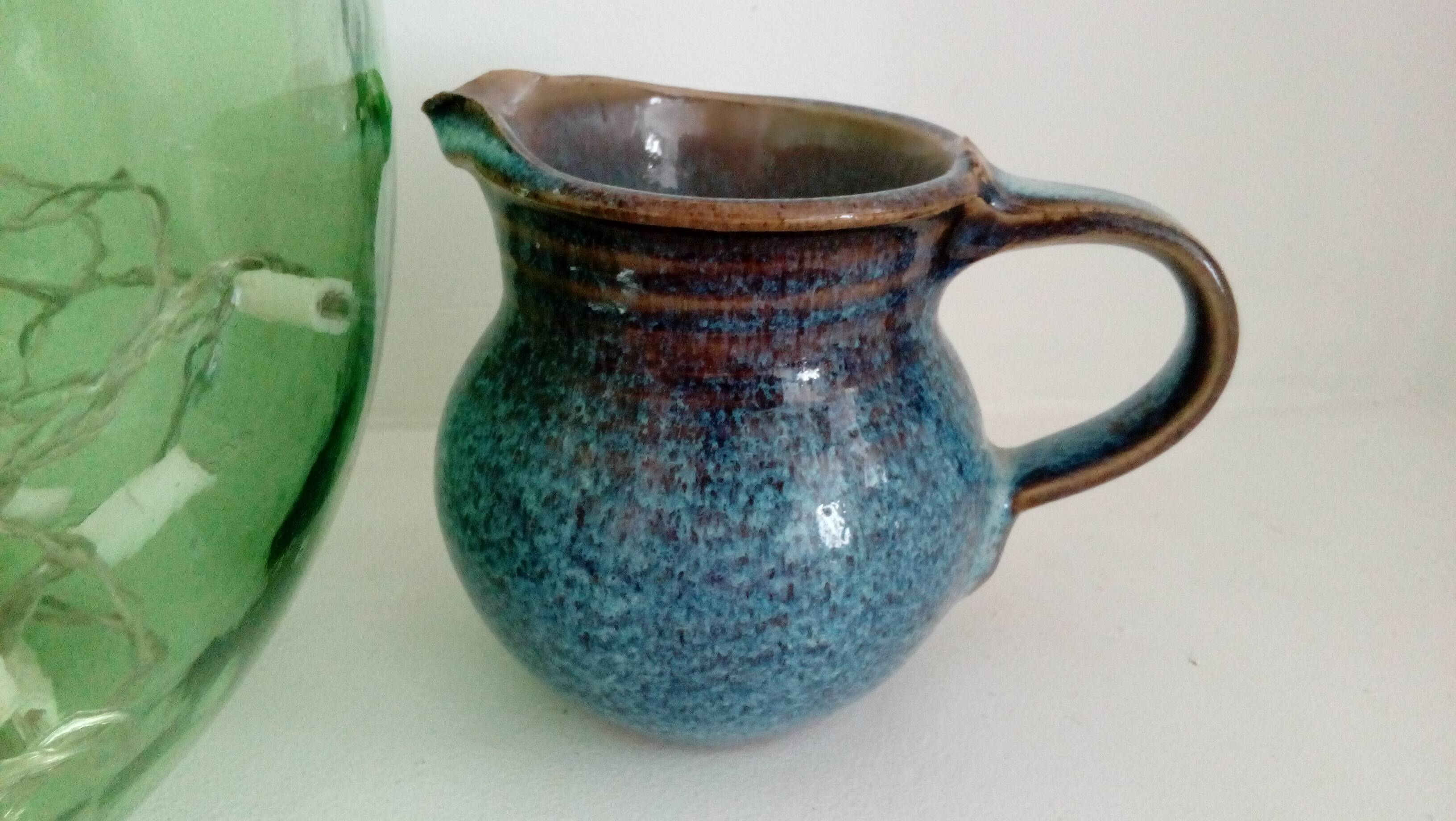 Pitcher in enamelled blue sandstone