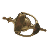 Ancien marteau de porte en laiton massif. Estimation : années 1960.