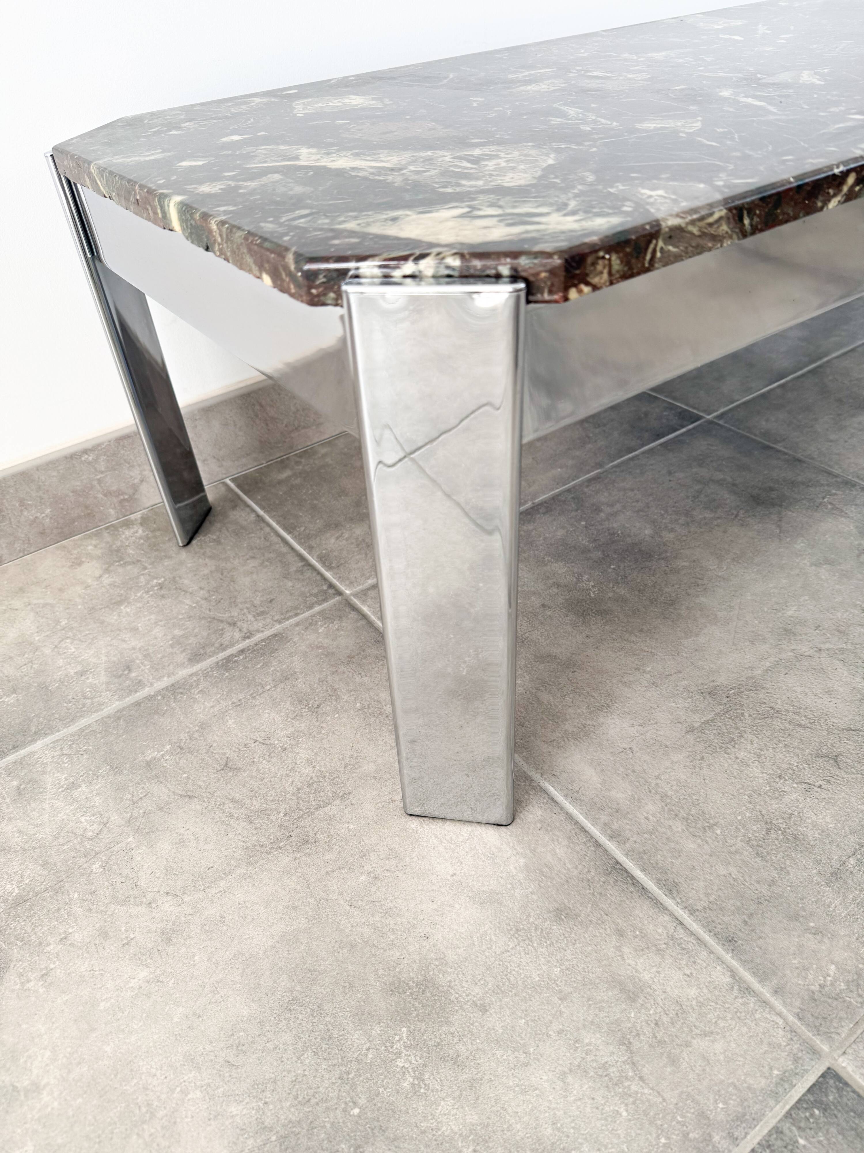 Table basse en marbre Breccia et chrome , circa  1970/80'