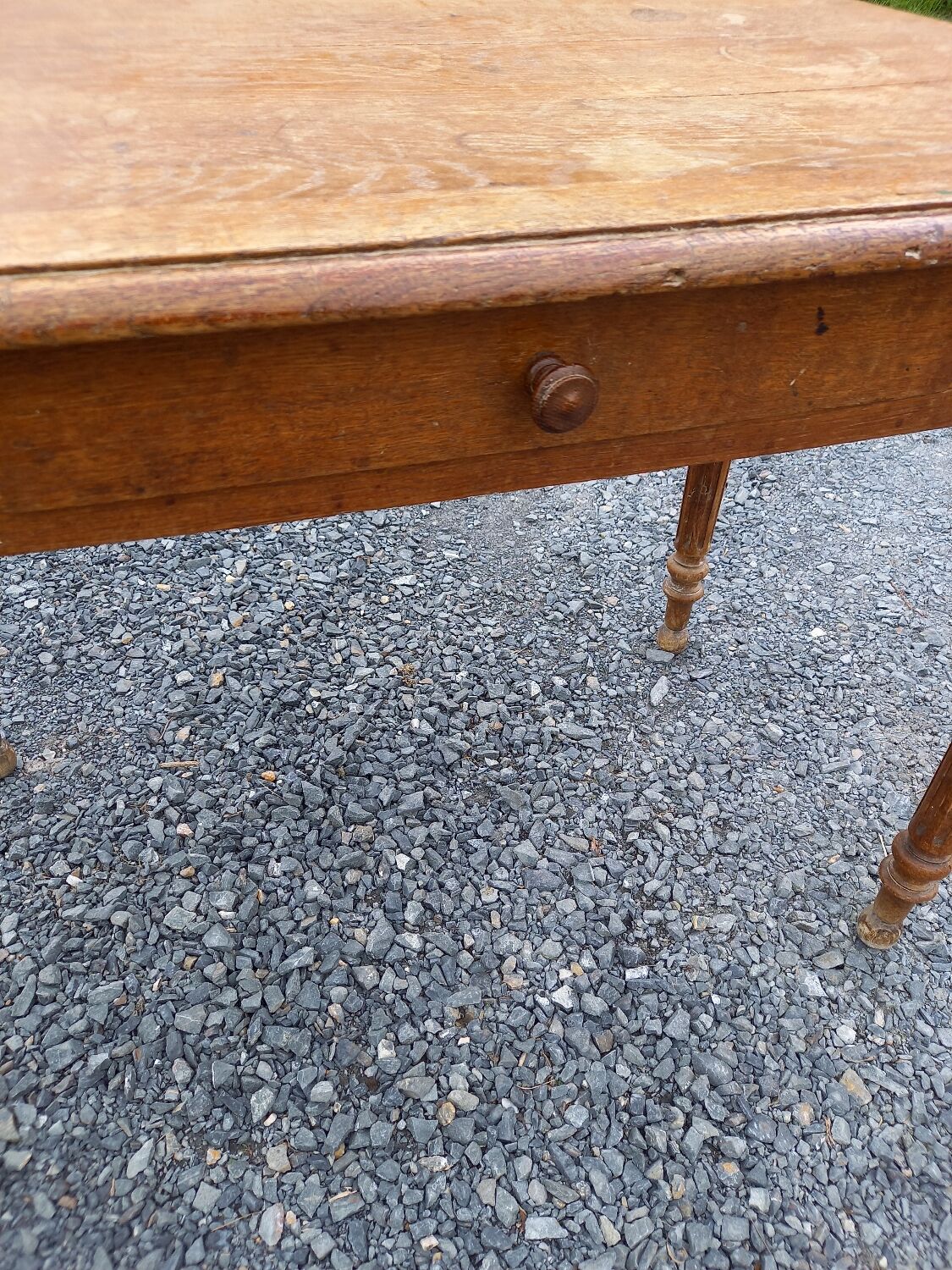 Old oak table 1 drawer