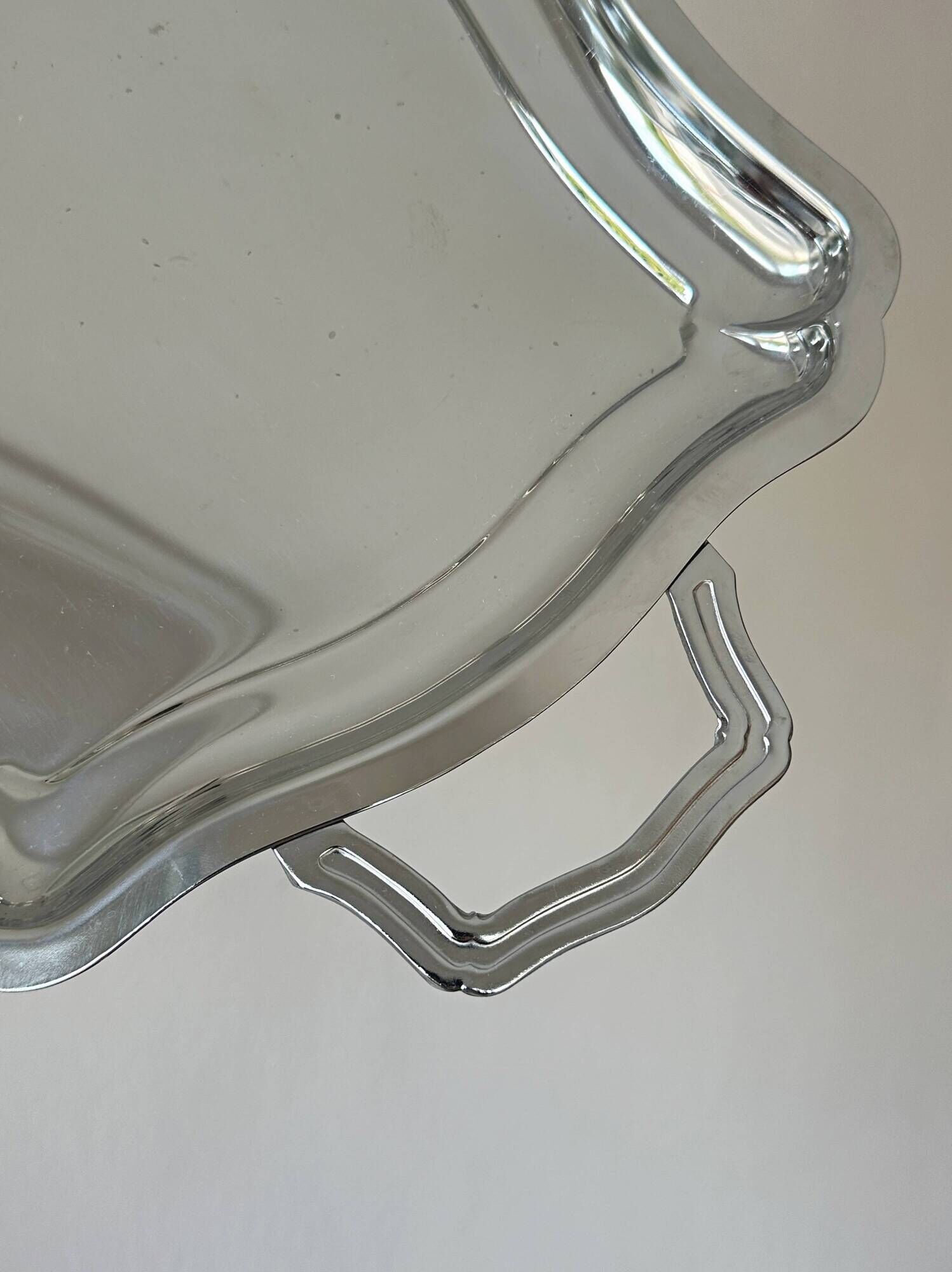 Shiny stainless steel plate