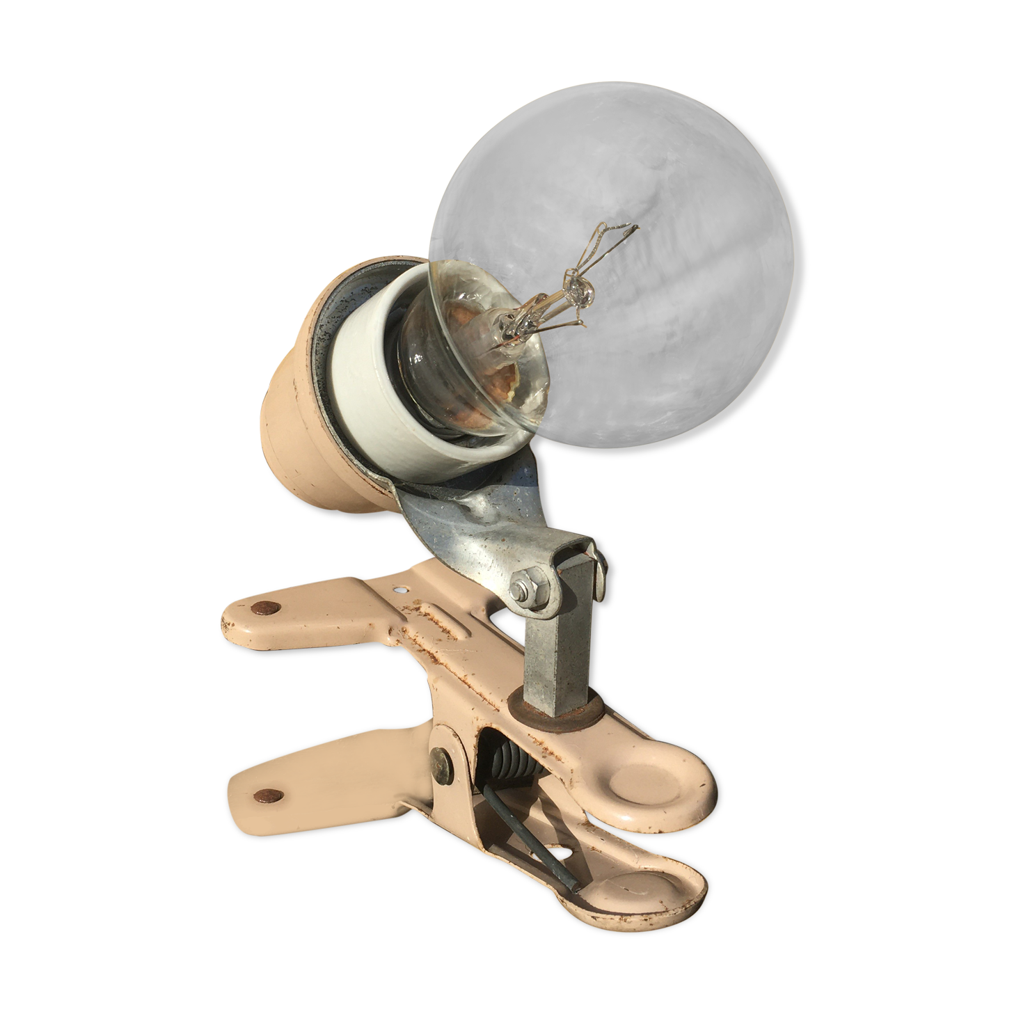 Pink metal clip lamp