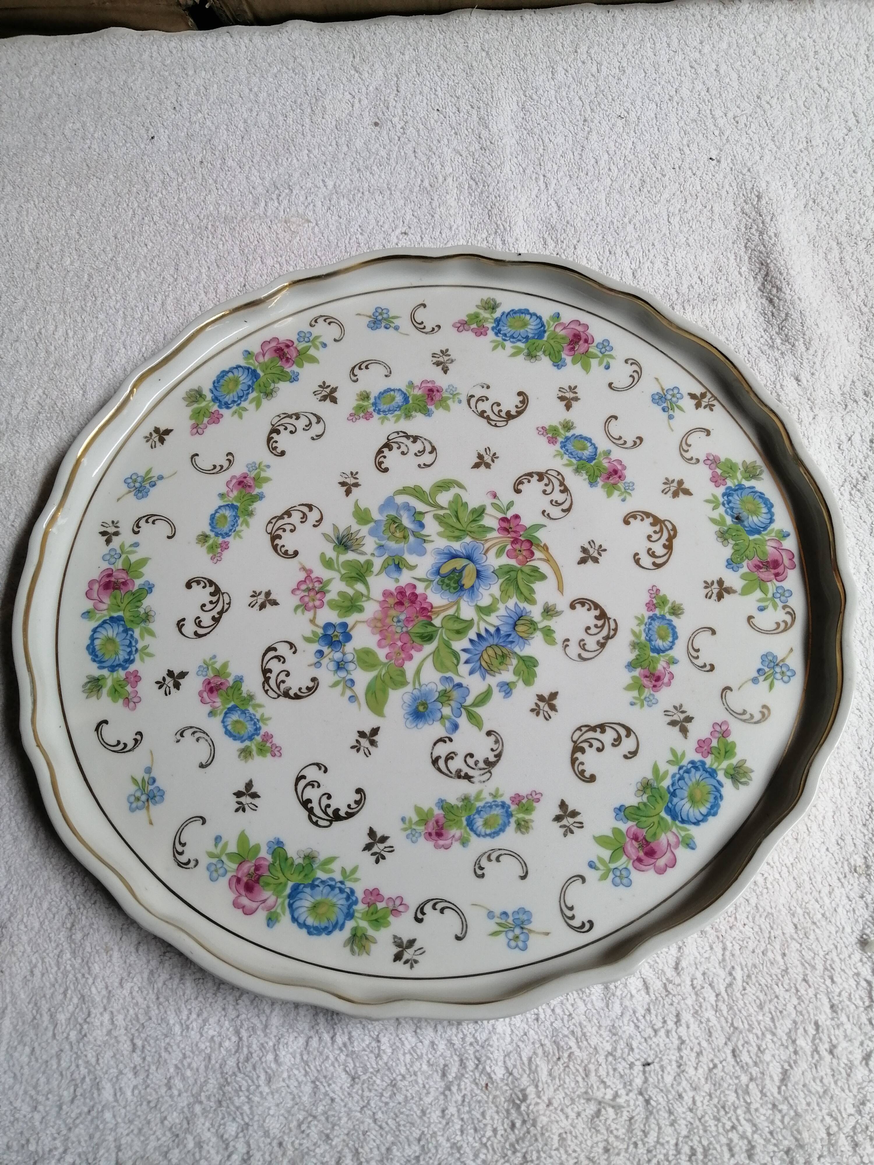 Serving dish in limoges porcelain