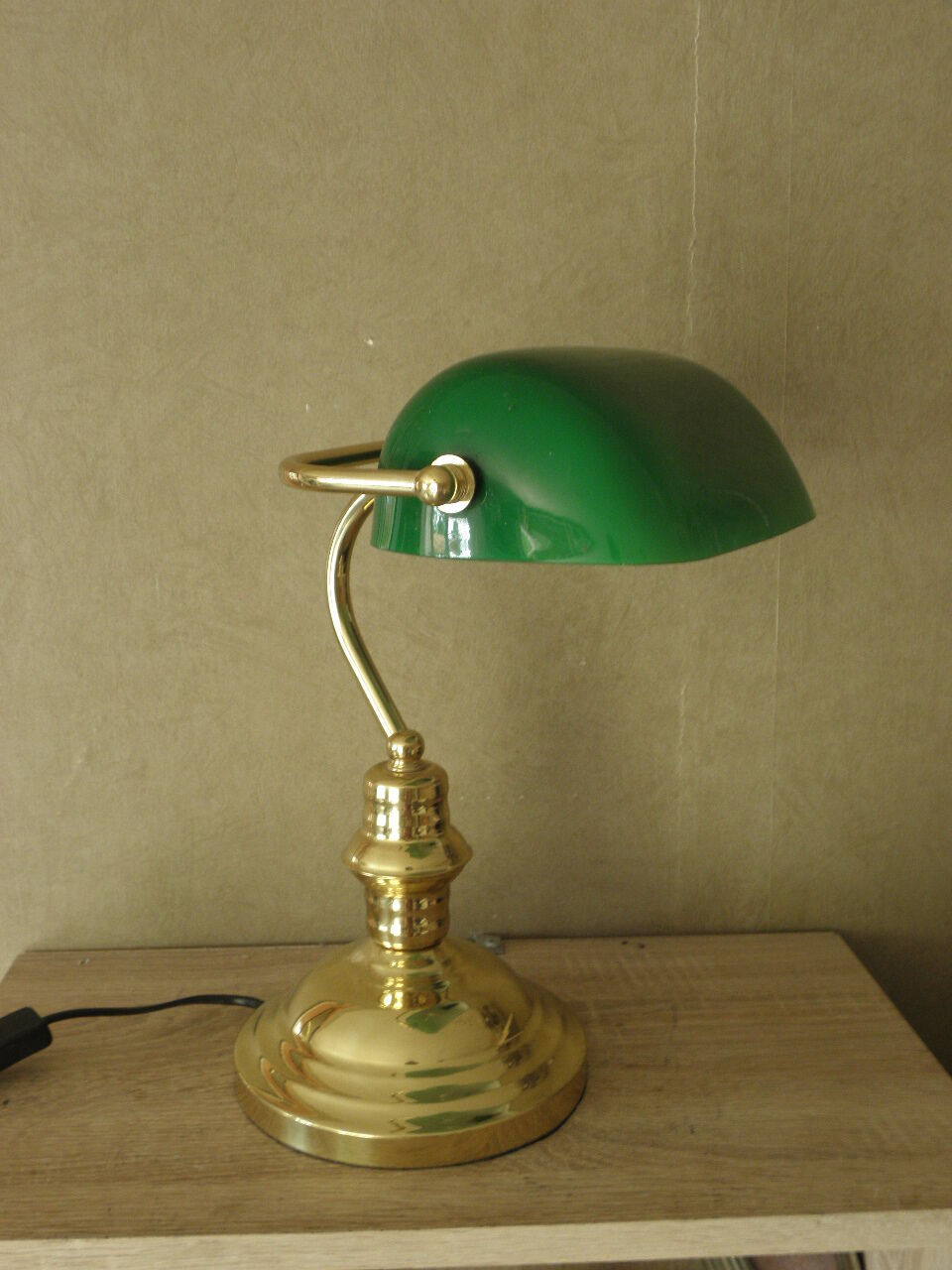 Green Glass Bankers Lamp