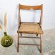 Chaise pliante à l'assise cannée