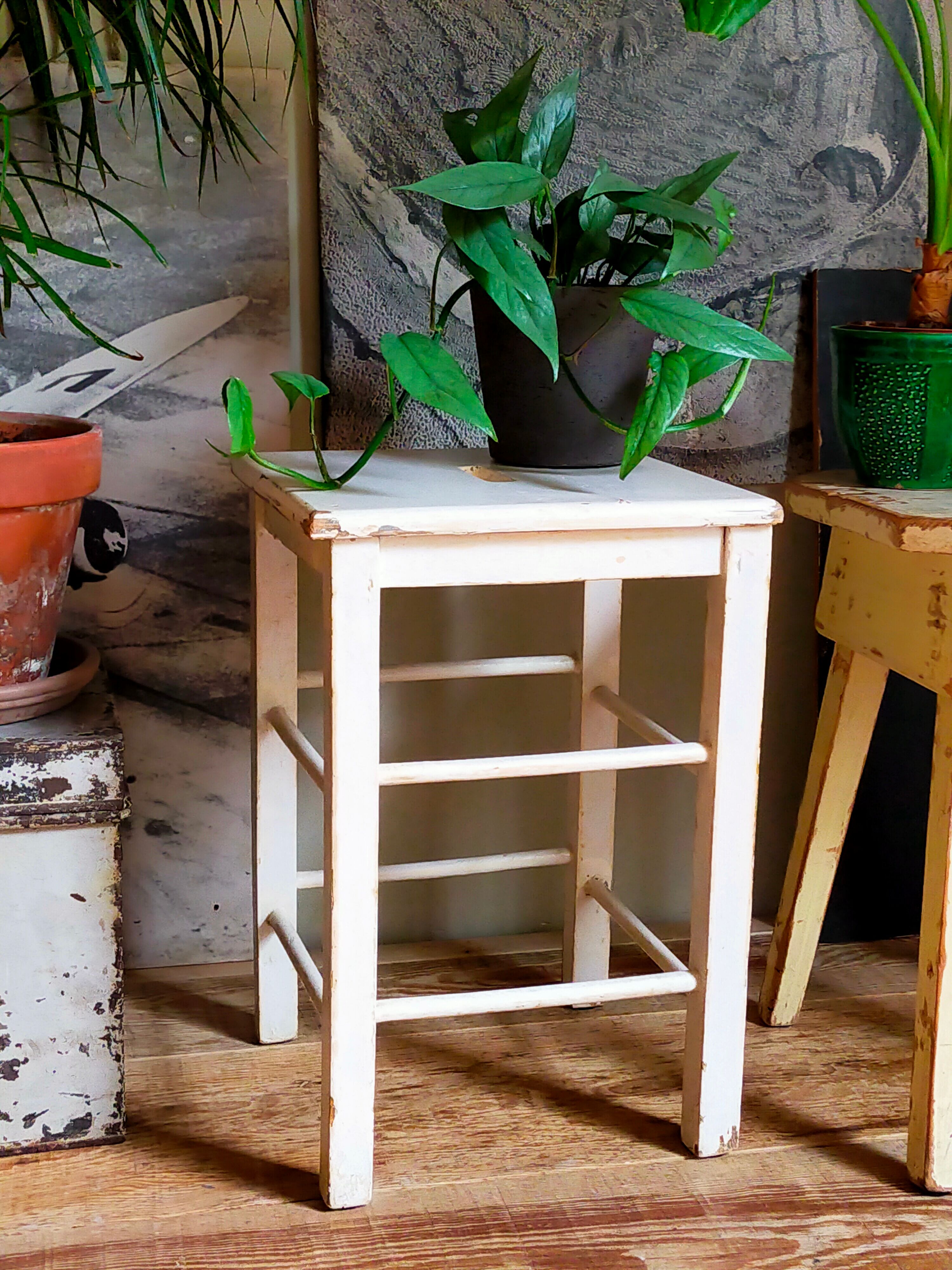 Workshop stool in vintage patinated solid wood