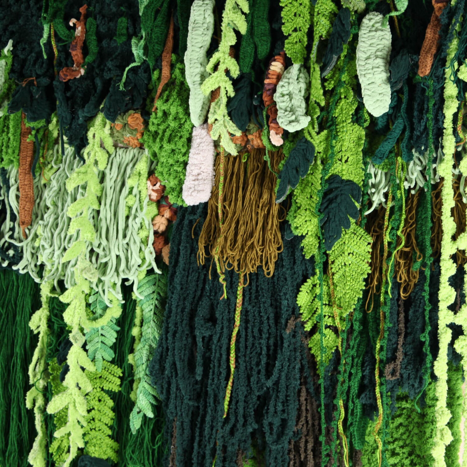 Large tapestry "green wall"
