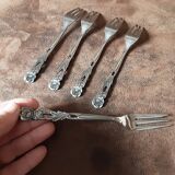 Set of 5 original metal forks