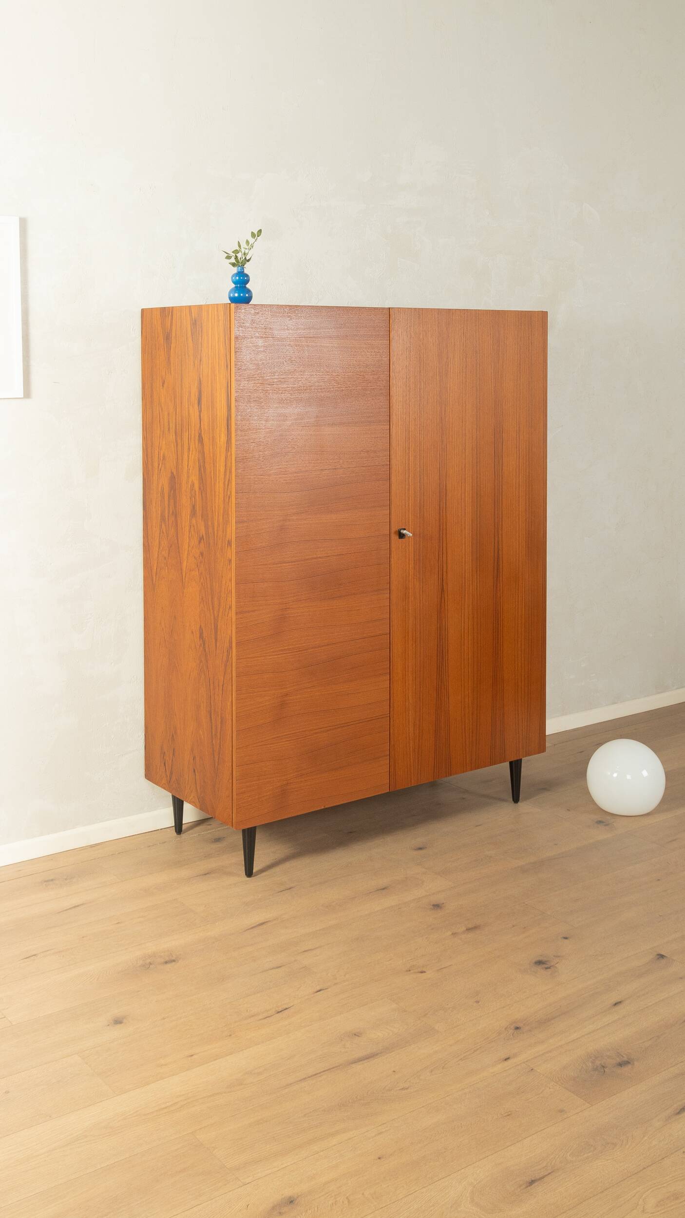 Elegant wardrobe from the 1960s in teak veneer