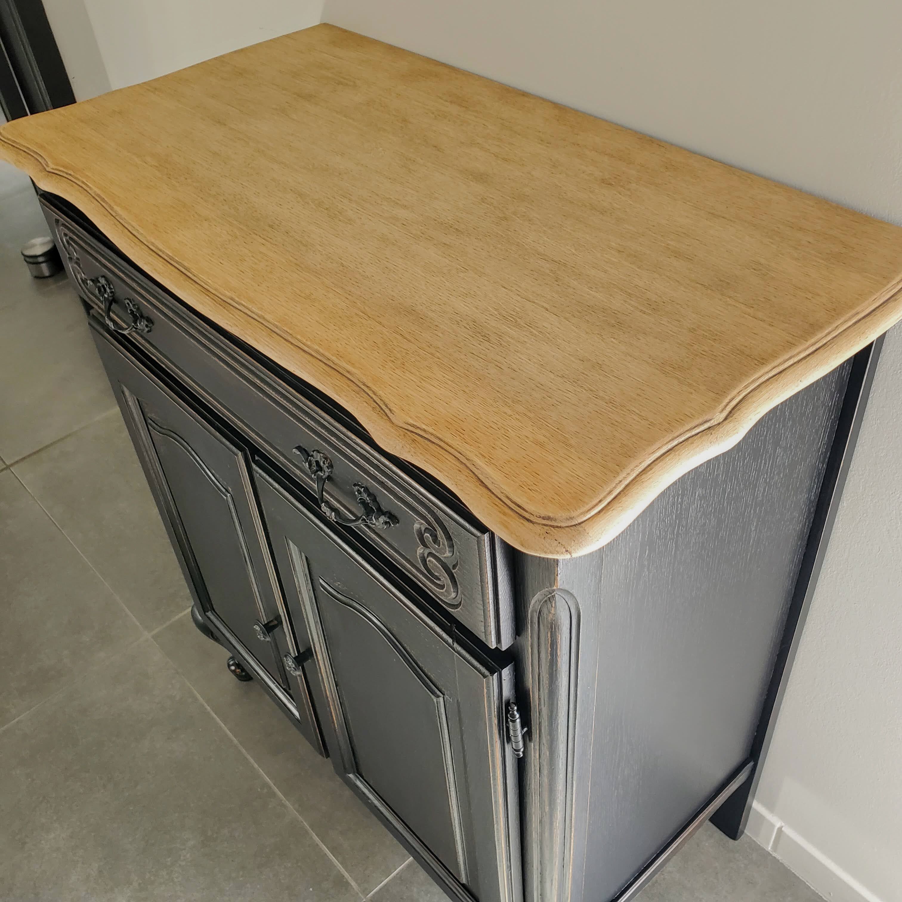 Old buffet of charm black patina and wood