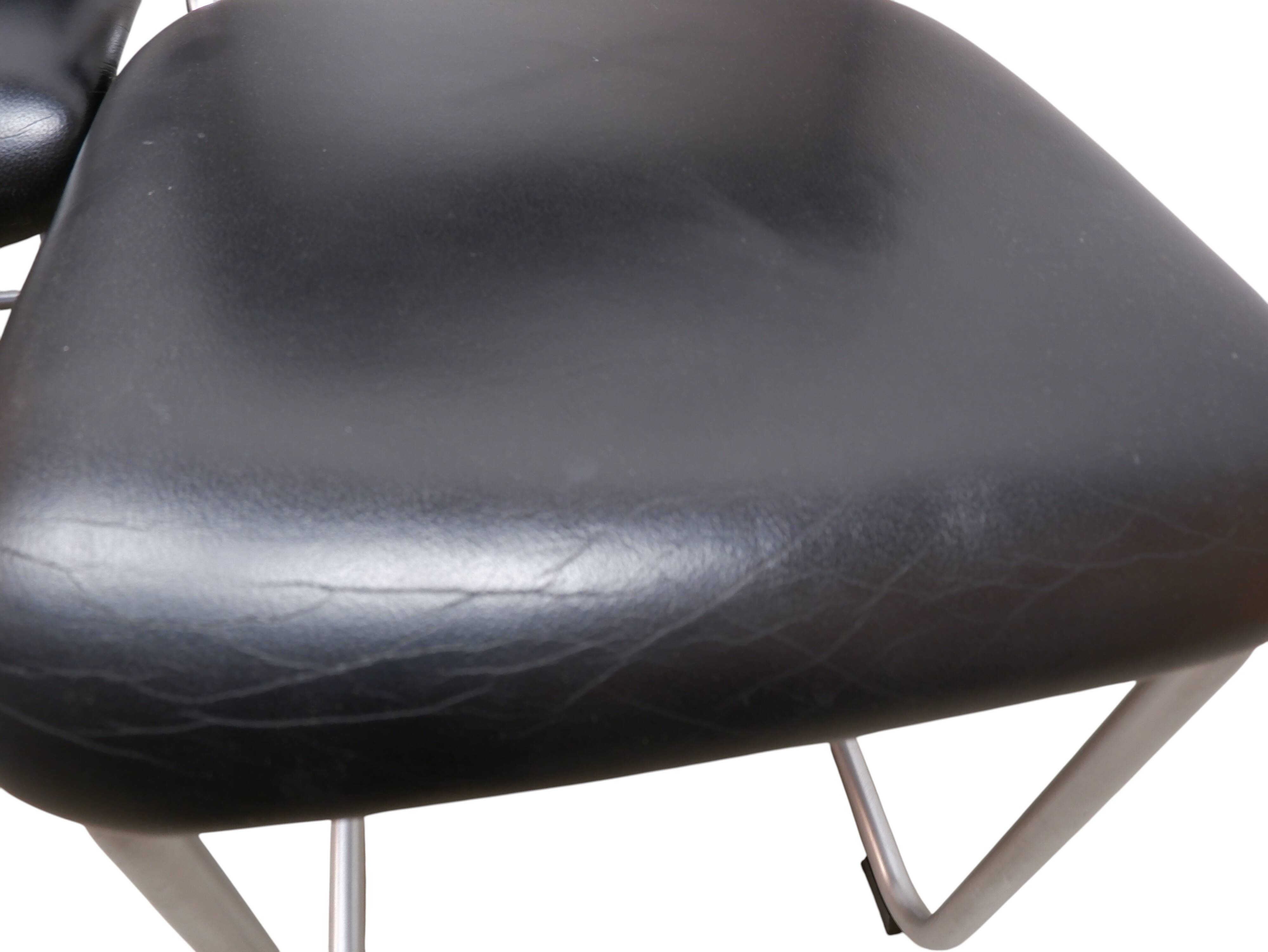 Ensemble de 4 chaises de salle à manger Gispen 101