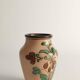 Vase en faïence à motif floral Art Nouveau par Sala, Suède, années 1920.