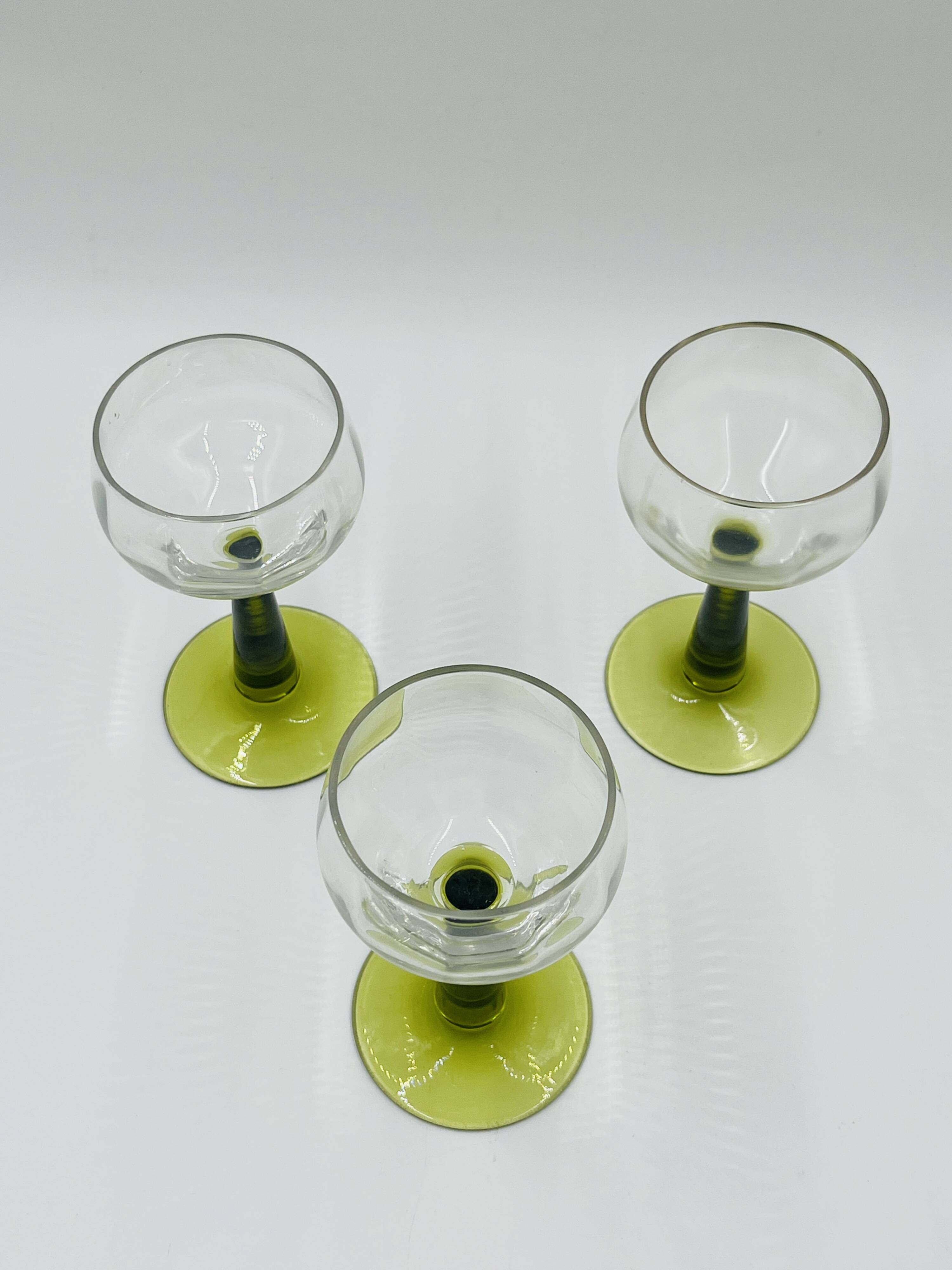 Lot de 3 verres à vin Roemer lisses