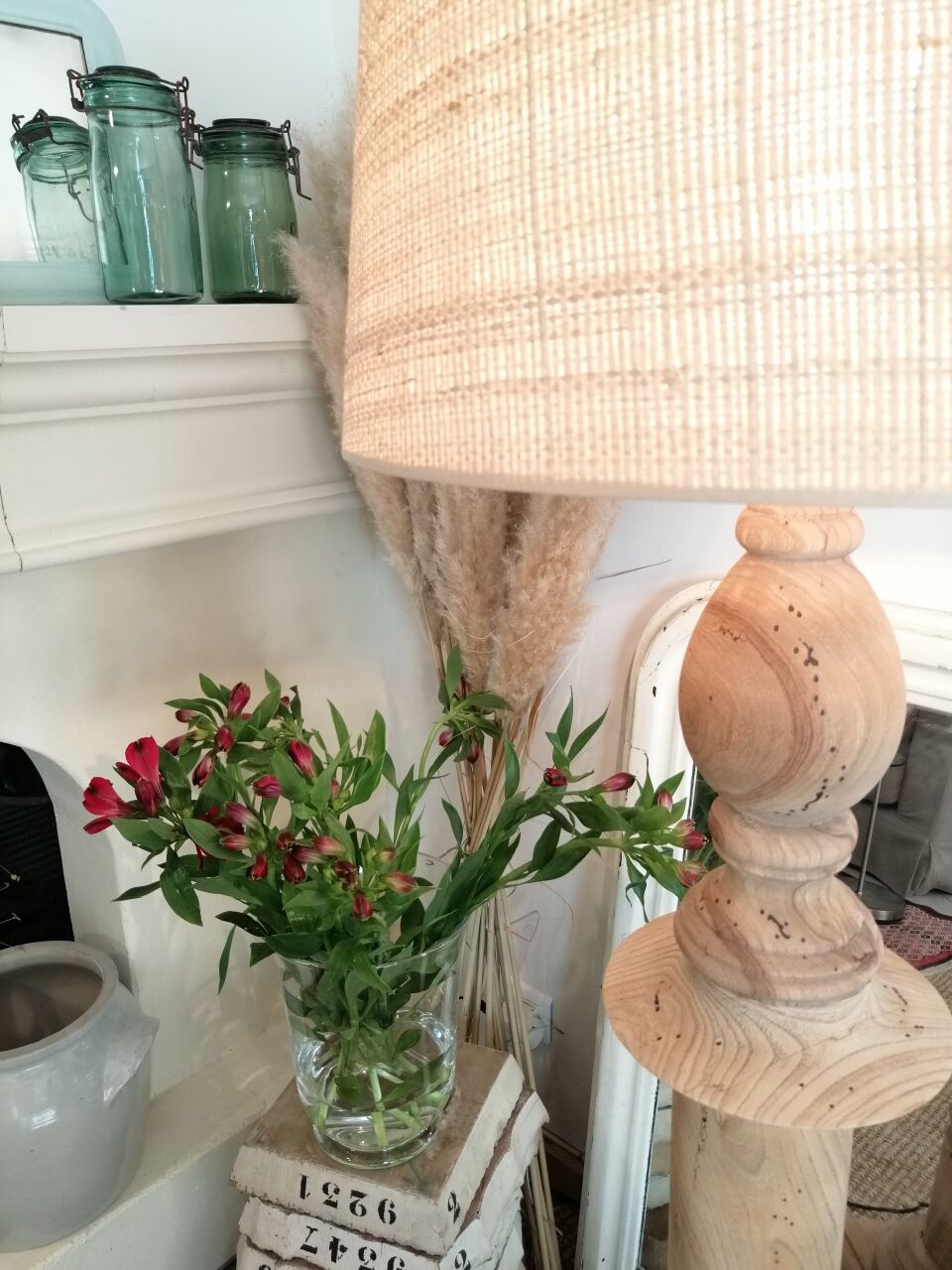 Vintage wooden floor lamp revisited