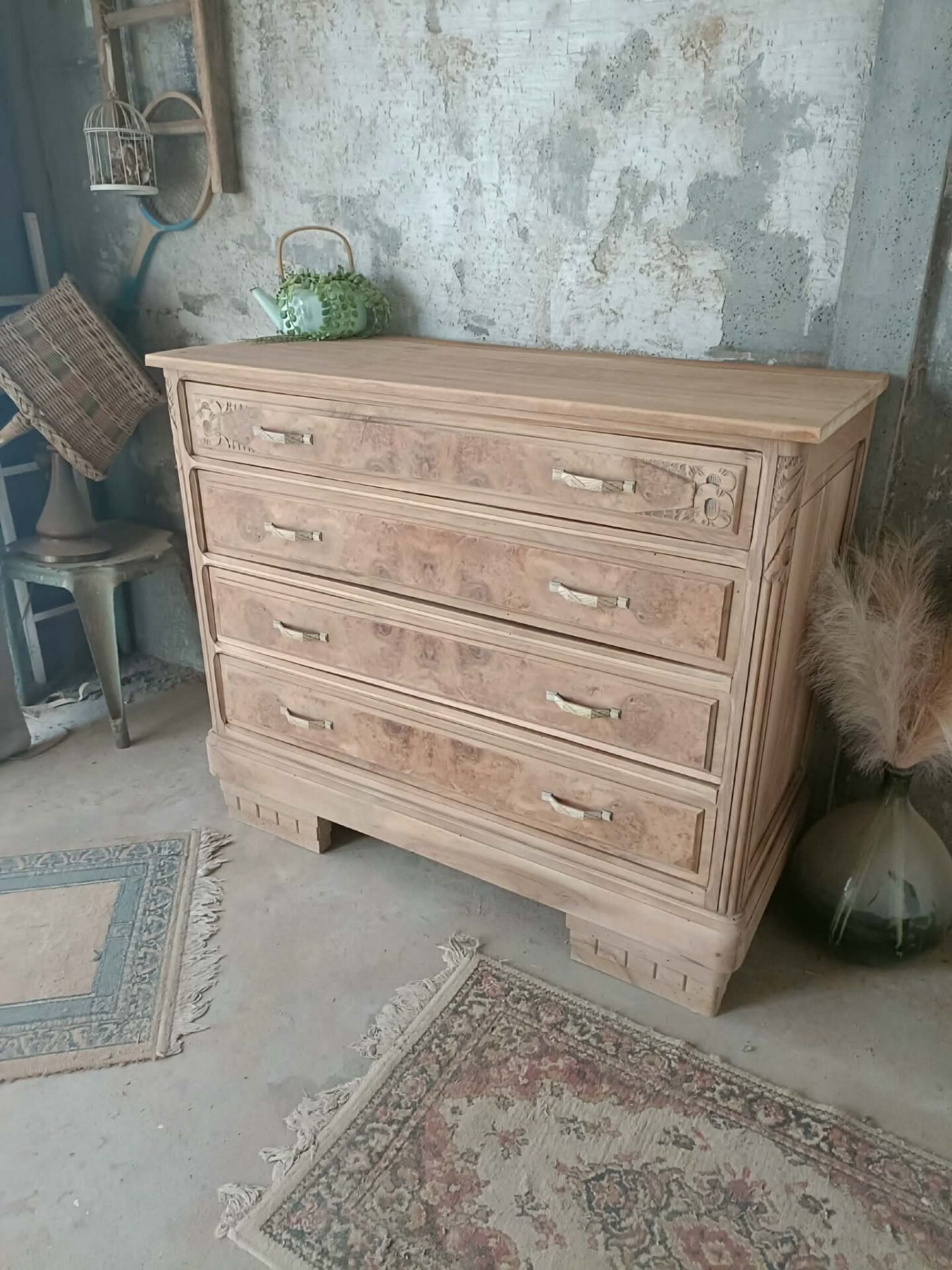 Art Deco chest of drawers