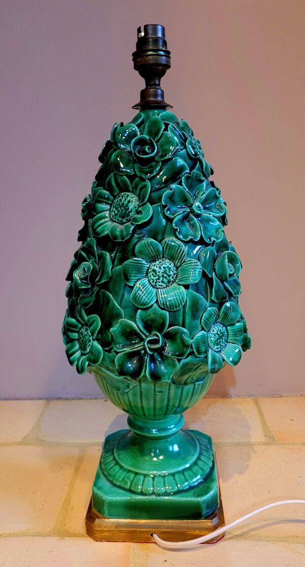Ancienne lampe vintage Flora Manises en céramique  années 50