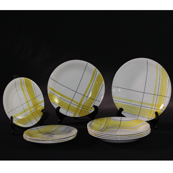 Yellow and white vintage plates Montreal 1960
