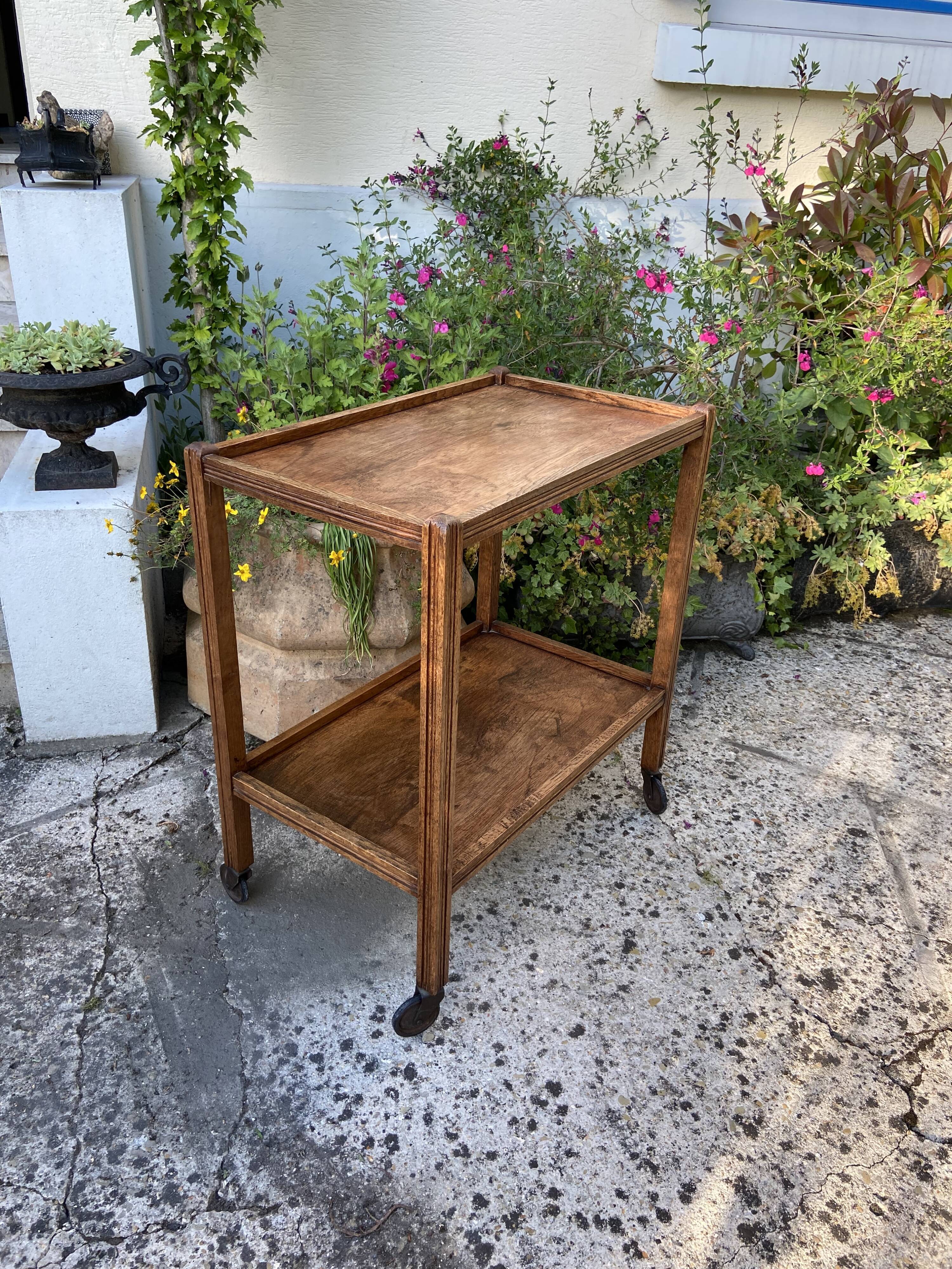 Vintage wheeled service 1940