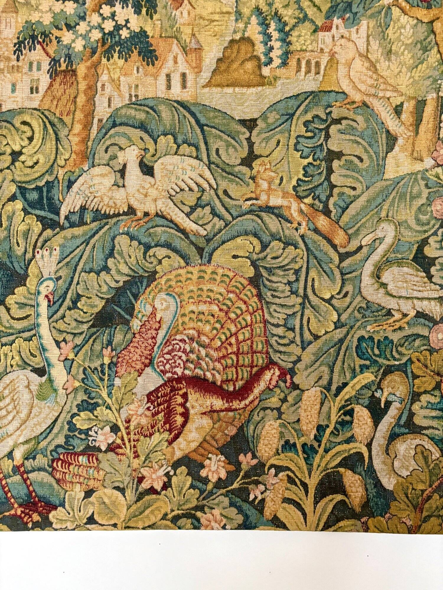 Aubusson tapestry from the Robert Four factory in wool and linen after "The Bestiary"
