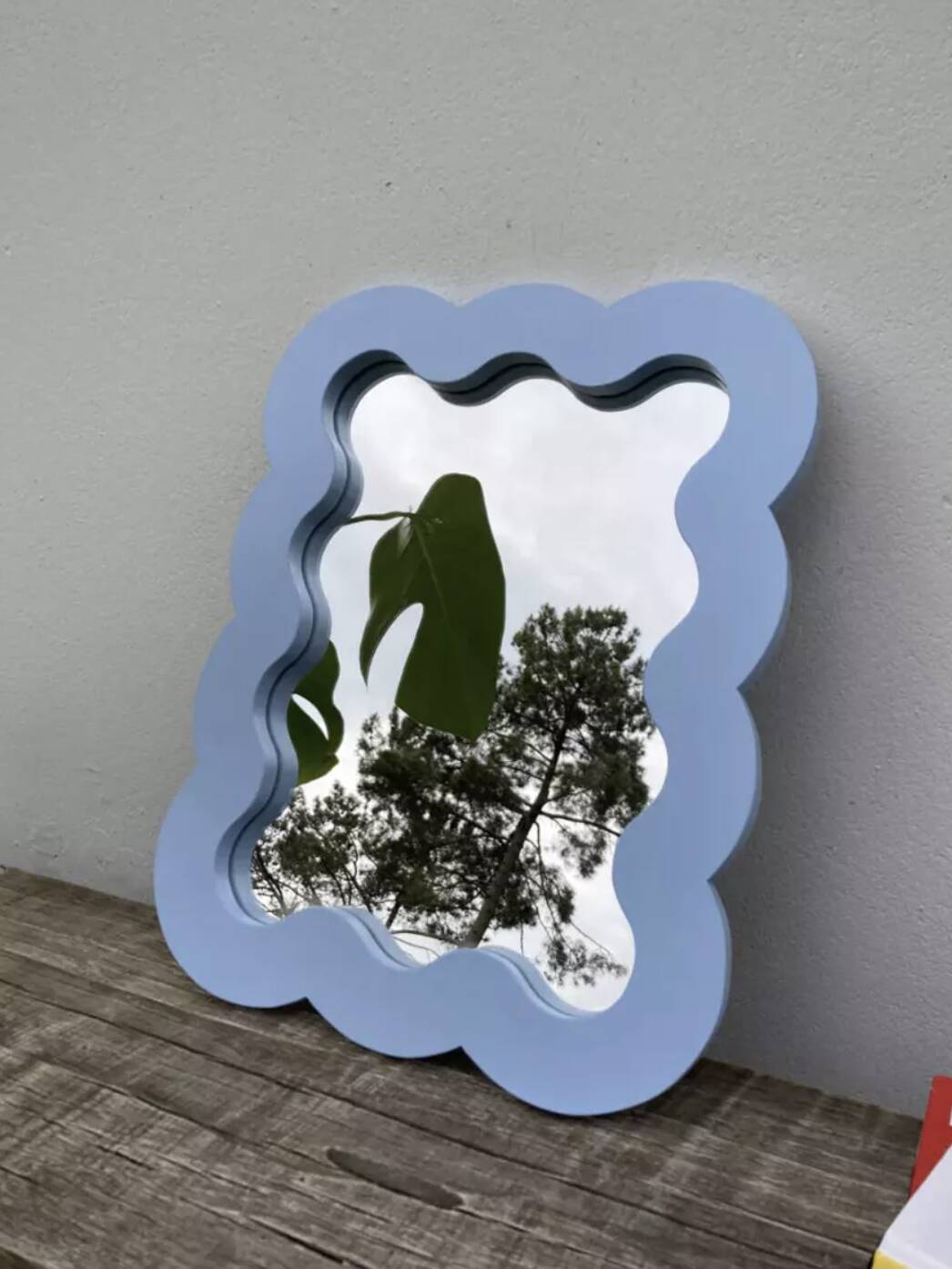 Miroir nuage en bois ondulé