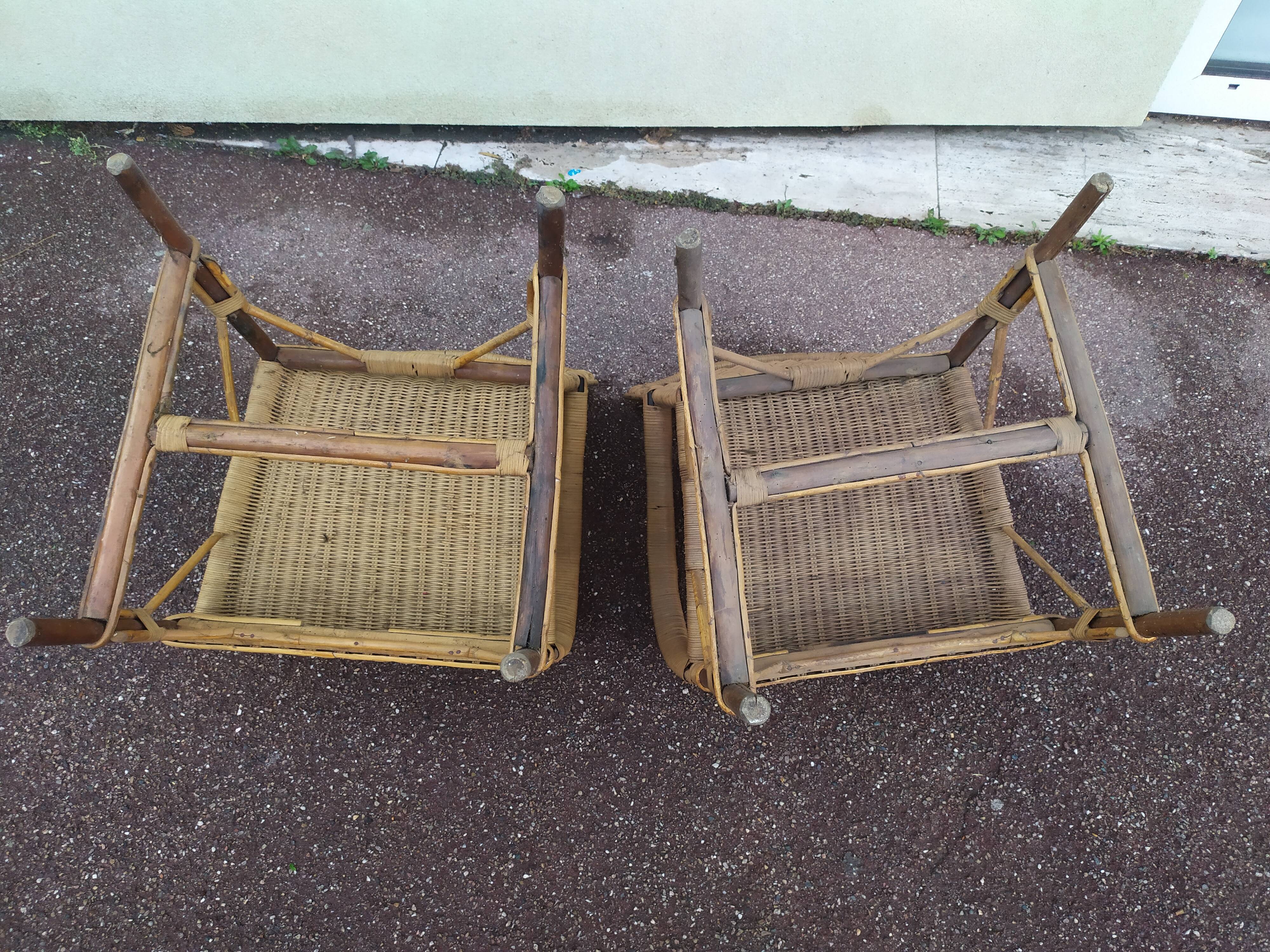 Lot 2 fauteuil et une table en rotin osier de jardin