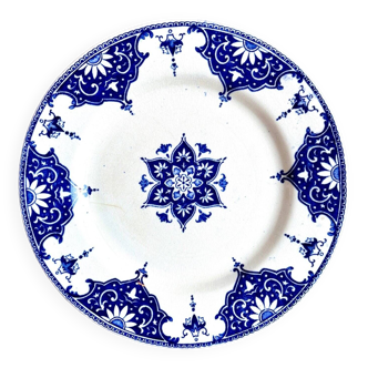 Assiette plate Lunéville en terre de fer, service "Alexandra"