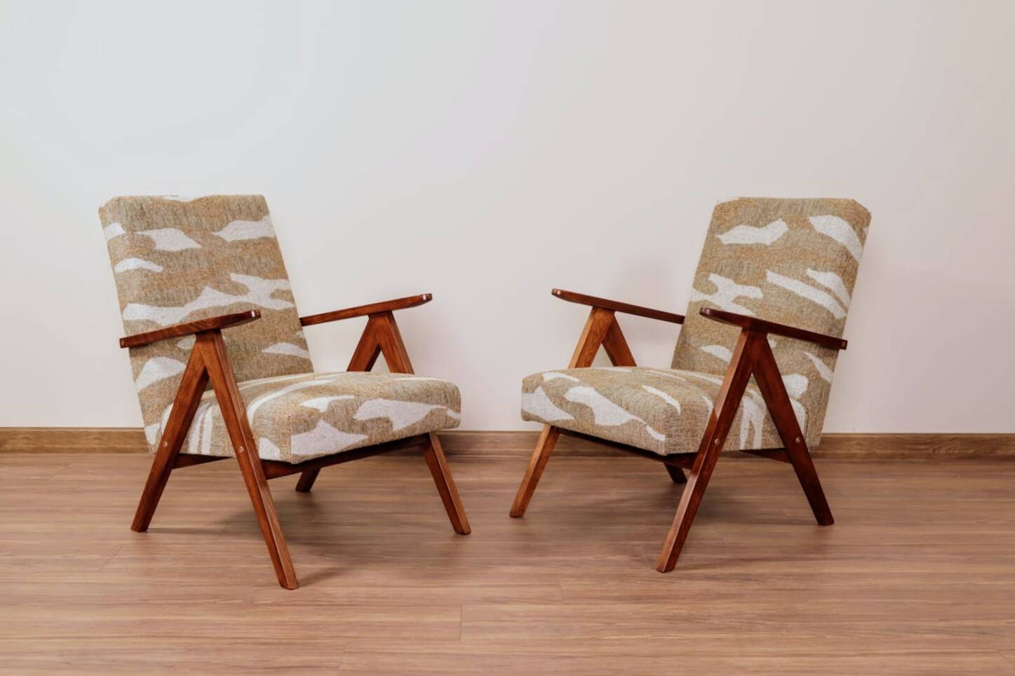 Beige safari fabric Scandinavian armchair Zig Zag 1970