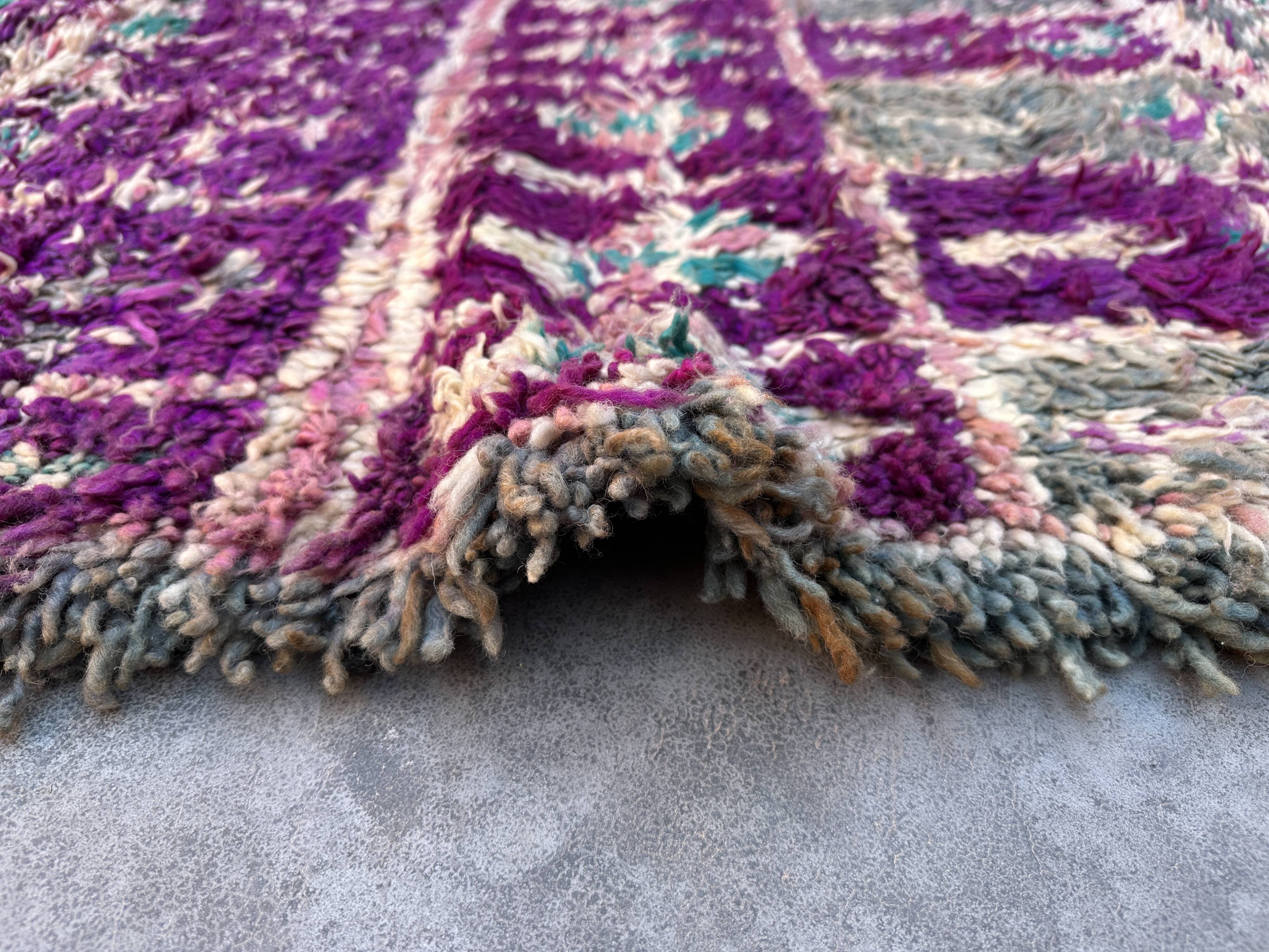 Moroccan Talsint purple rug - 193 x 324 cm