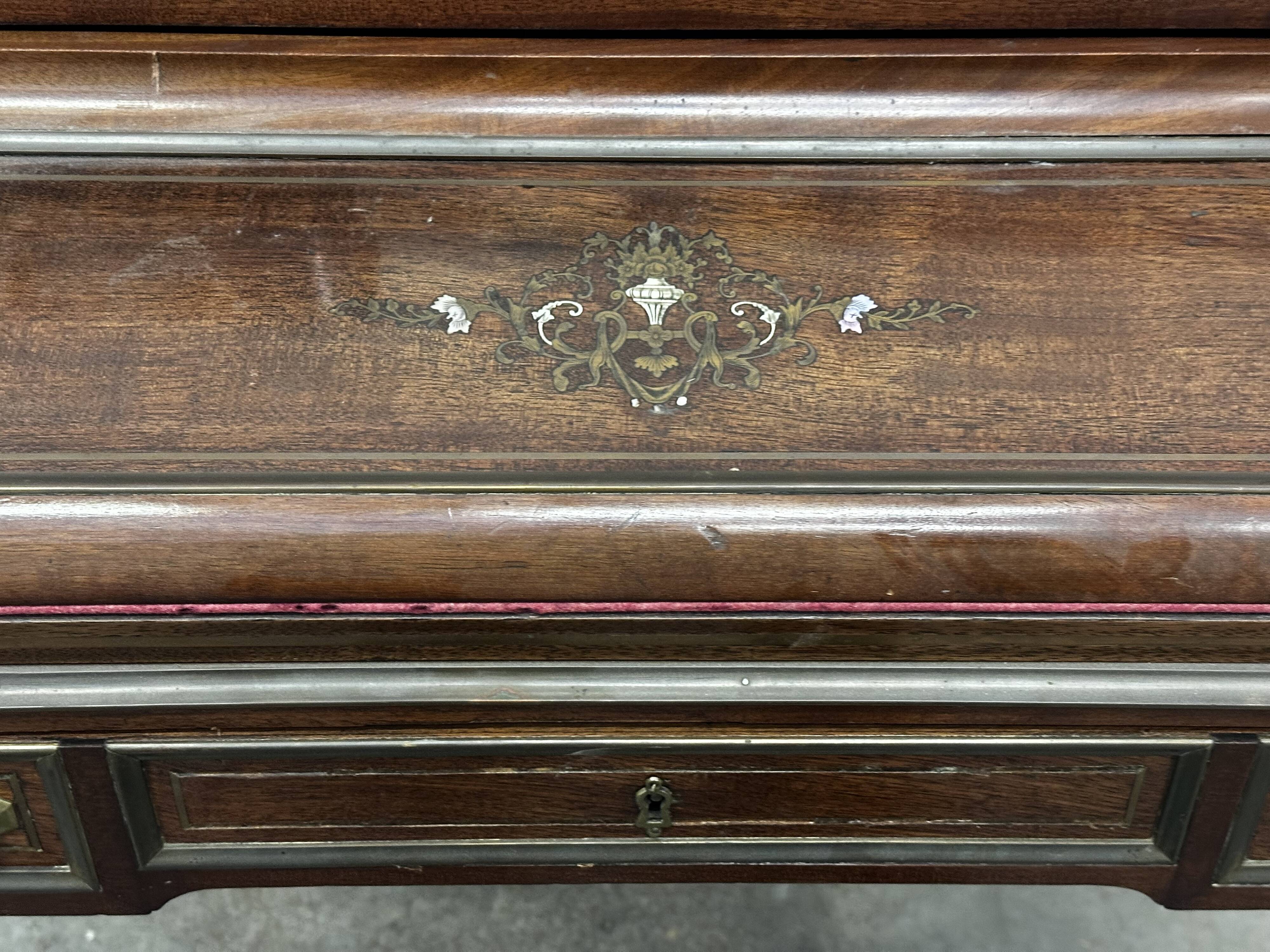 Secretary - Bonheur du Jour with pearly Louis XVI style system