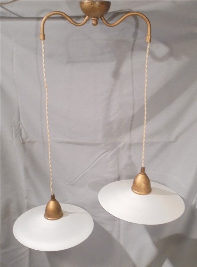Opaline suspensions