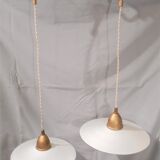 Opaline suspensions
