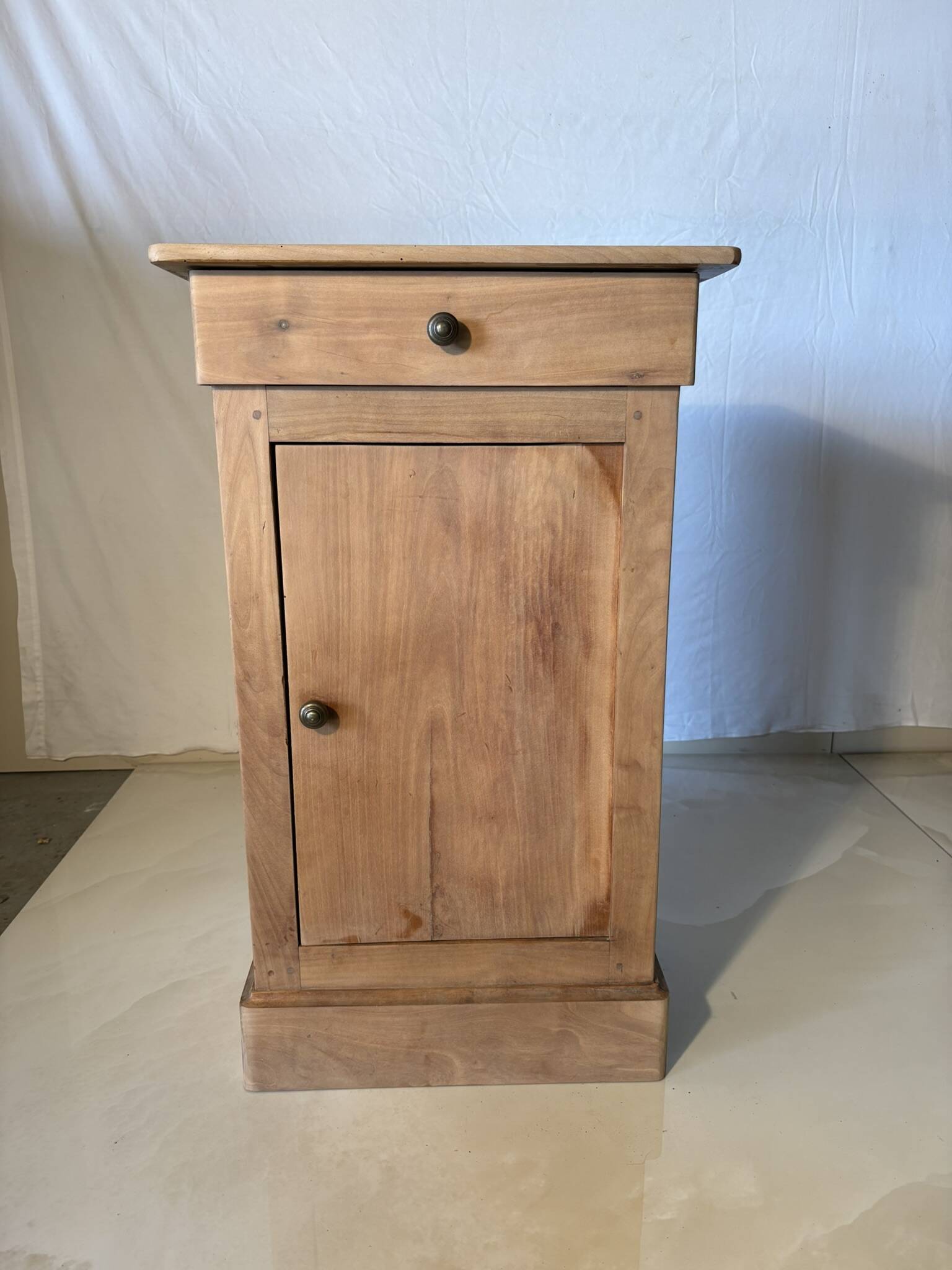 Bedside table or small storage unit in natural wood – country style
