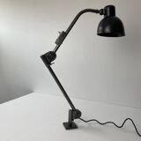 Ancienne lampe applique d’atelier bauhaus hala 122