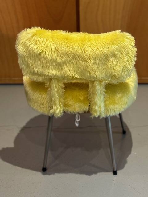 Chaise moumoute Pelfran