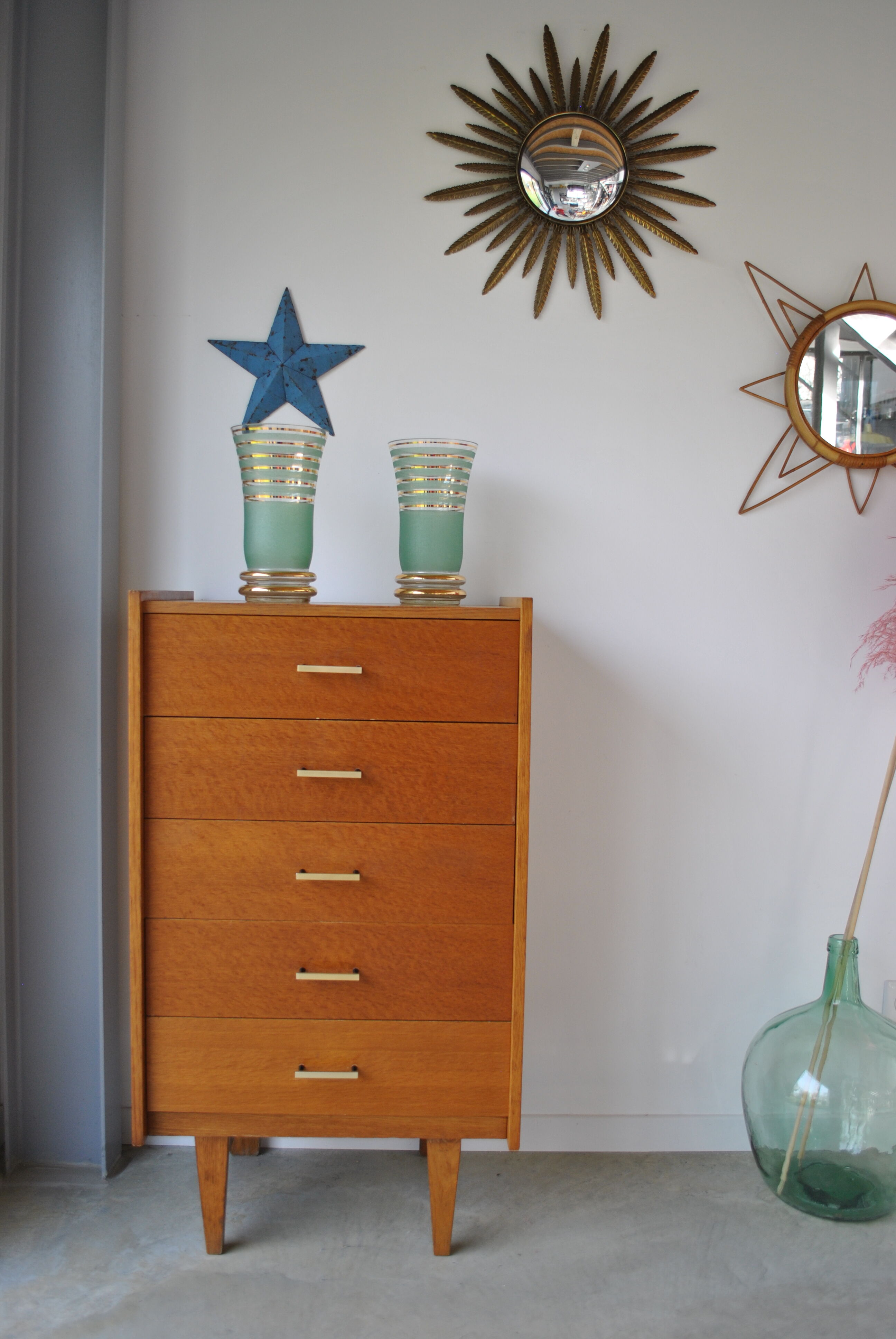 Pair of vase year 50