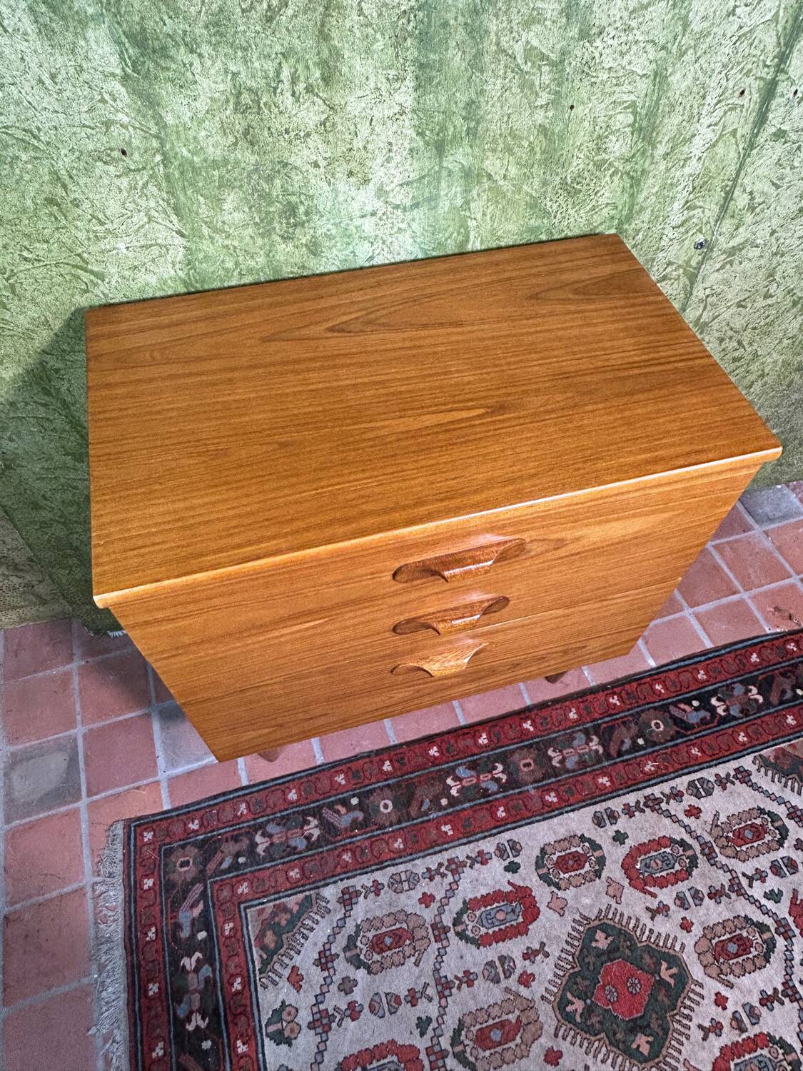 Commode rétro vintage en teck du milieu du siècle