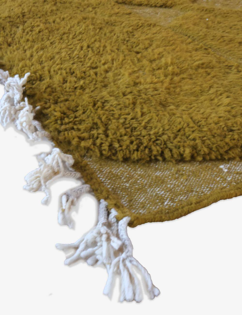 Contemporary Rug Chartreuse - 284 x 248 cm