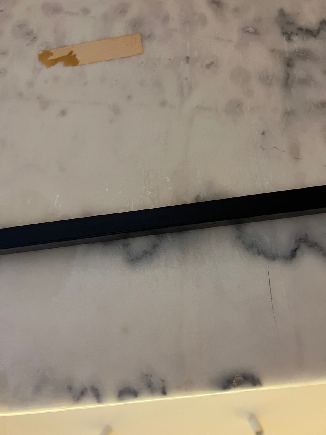 Bistro table in white marble