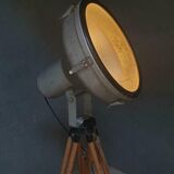 Industrial lamp on a tripod