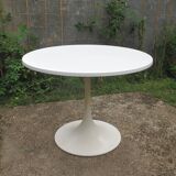 Werzalit Dining Room Tulip Table Molded Laminate