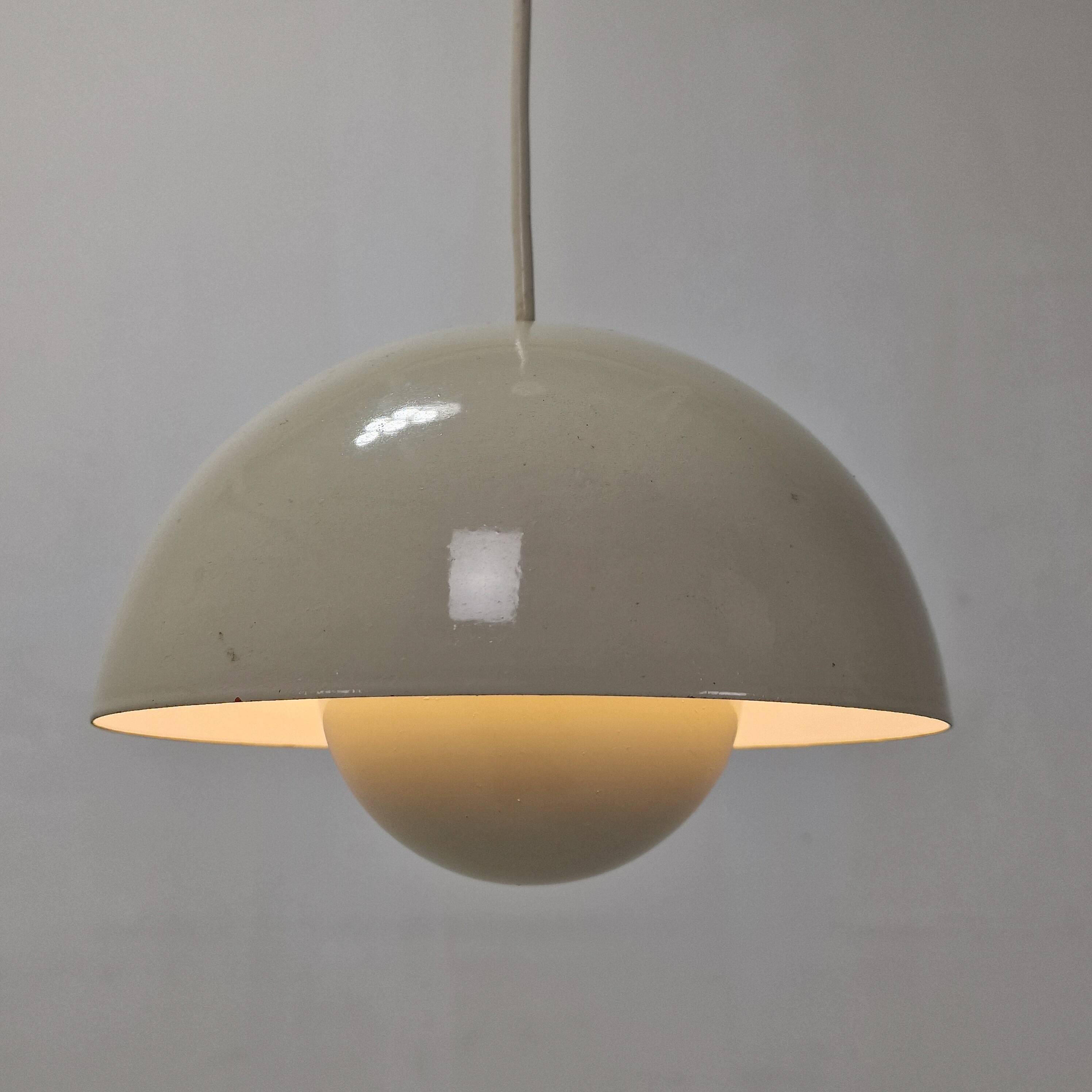 Set of 2 Verner Panton Flowerpot Ceiling Lamps – Vintage Design