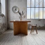 Table carrée moderniste en pin massif, années 50
