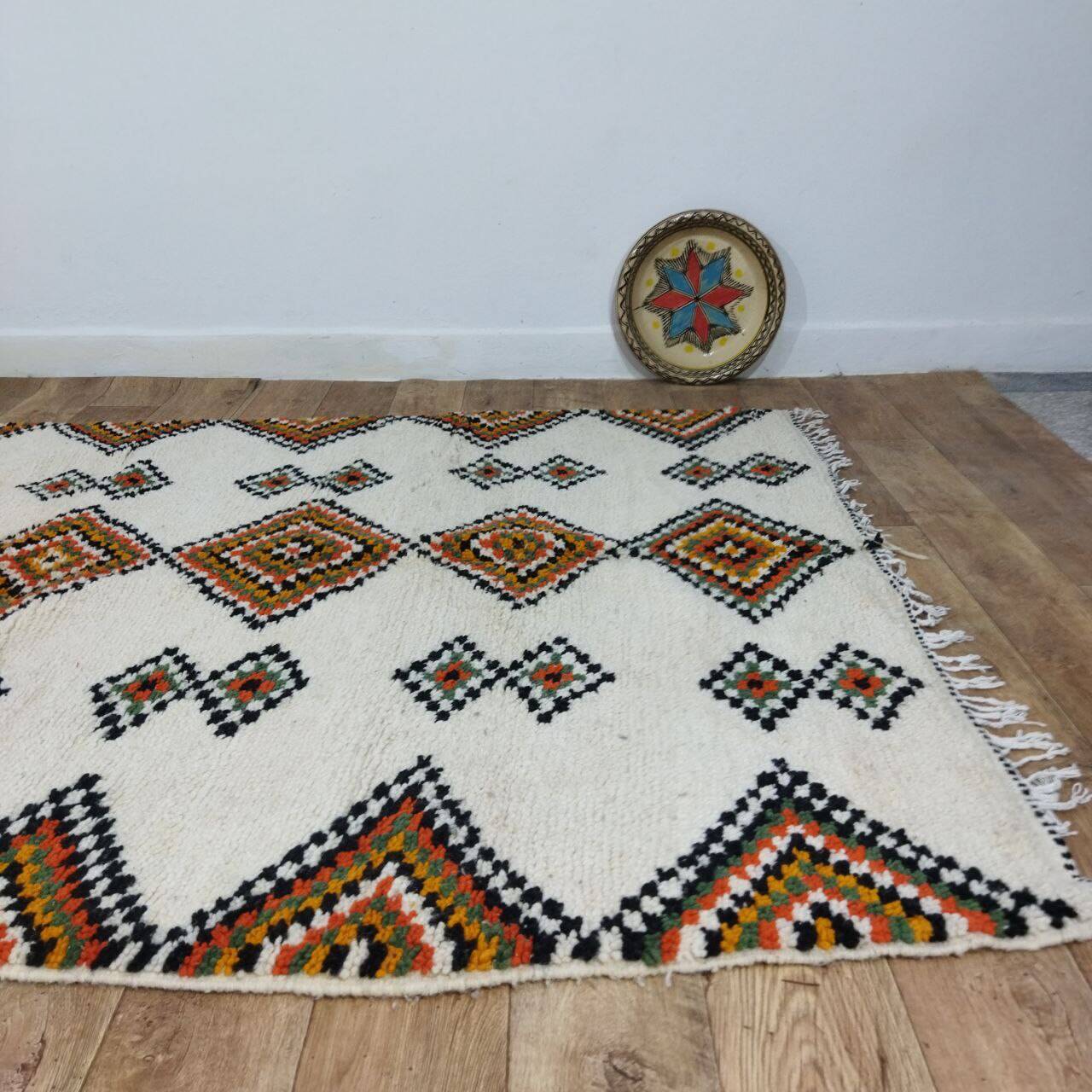 Handmade Moroccan Berber rug 275 X 165 CM
