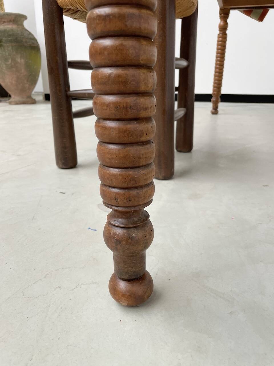 Walnut silk table 1900