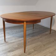 Scandinavian round table