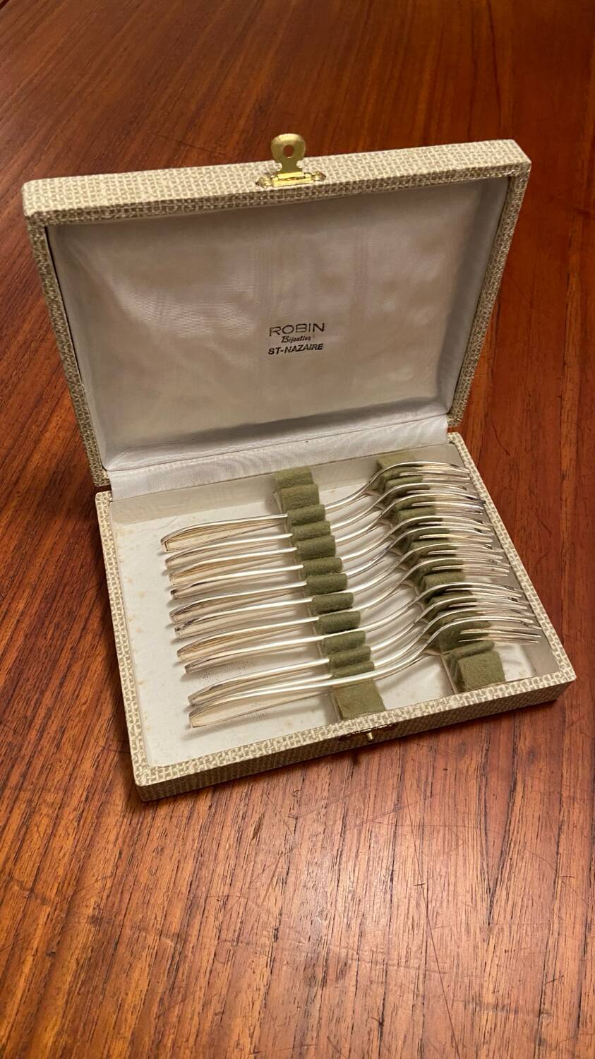 Set of 11 silver-plated cake/oyster forks Guildart 1960 vintage